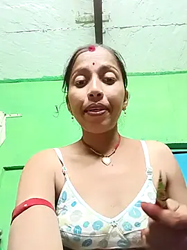 Snapshot of Cut_it73 chatting on February 18, 12:23 pm Cut it73 online show from February 18, 12:23 pm