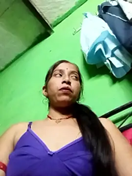 Snapshot of Cut_it73 chatting on March 25, 4:57 pm Cut it73 online show from March 25, 4:57 pm