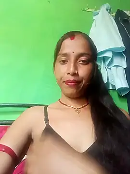 Snapshot of Cut_it73 chatting on April 1, 11:00 am Cut it73 online show from April 1, 11:00 am