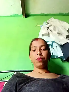 Snapshot of Cut_it73 chatting on April 8, 10:37 am Cut it73 online show from April 8, 10:37 am