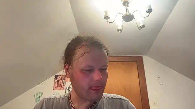 RaeganV online show from March 7, 11:24 pm