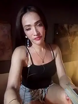 Snapshot of GeorginaLove09 chatting on May 14, 9:27 am GeorginaLove09 online show from May 14, 9:27 am