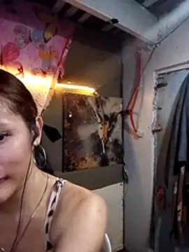 Snapshot of GeorginaLove09 chatting on May 22, 8:32 am GeorginaLove09 online show from May 22, 8:32 am