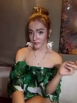 Snapshot of GeorginaLove09 chatting on June 7, 1:37 pm GeorginaLove09 online show from June 7, 1:37 pm