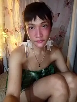 Snapshot of GeorginaLove09 chatting on June 11, 4:32 am GeorginaLove09 online show from June 11, 4:32 am