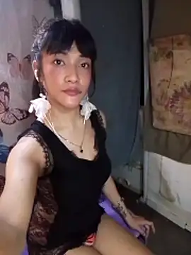 Snapshot of GeorginaLove09 chatting on June 14, 3:52 am GeorginaLove09 online show from June 14, 3:52 am