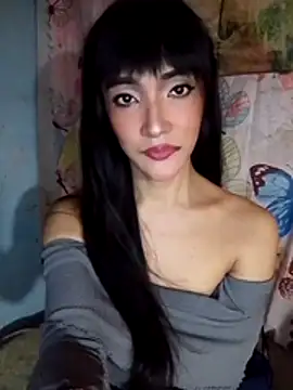 Snapshot of GeorginaLove09 chatting on July 29, 12:47 pm GeorginaLove09 online show from July 29, 12:47 pm