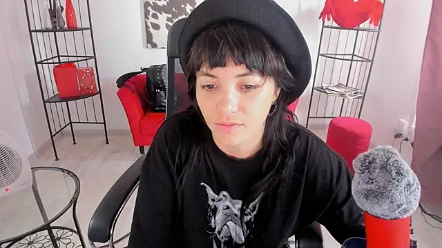 Snapshot of NeoGeisha chatting on July 16, 3:45 am NeoGeisha online show from July 16, 3:45 am