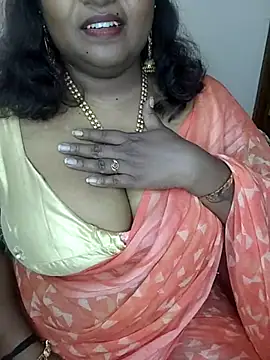 Snapshot of Archana_achu143 chatting on June 3, 10:29 am Archana achu143 online show from June 3, 10:29 am