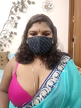 Snapshot of Archana_achu143 chatting on June 6, 7:13 am Archana achu143 online show from June 6, 7:13 am