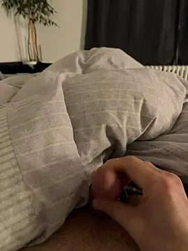 ManuelCervantes1972 online show from March 12, 5:35 am