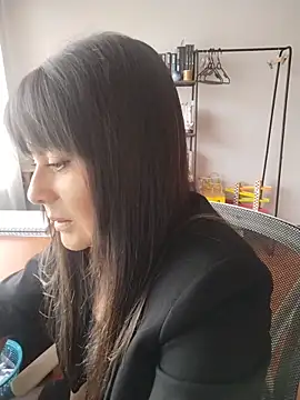 Lyonette reading1 online show from March 9, 2:54 pm