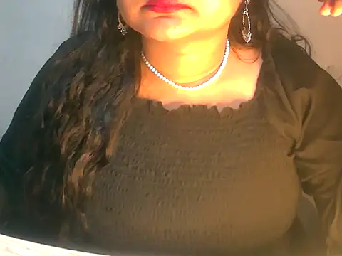 Snapshot of Saniya_K2 chatting on February 10, 3:27 pm Saniya K2 online show from February 10, 3:27 pm