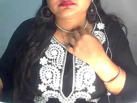 Snapshot of Saniya_K2 chatting on March 4, 6:03 pm Saniya K2 online show from March 4, 6:03 pm