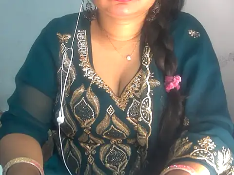 Snapshot of Saniya_K2 chatting on March 6, 5:31 pm Saniya K2 online show from March 6, 5:31 pm
