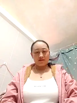 Snapshot of Jolie_sexy chatting on March 5, 5:36 am Jolie sexy online show from March 5, 5:36 am