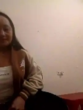 Snapshot of Jolie_sexy chatting on March 13, 8:04 pm Jolie sexy online show from March 13, 8:04 pm