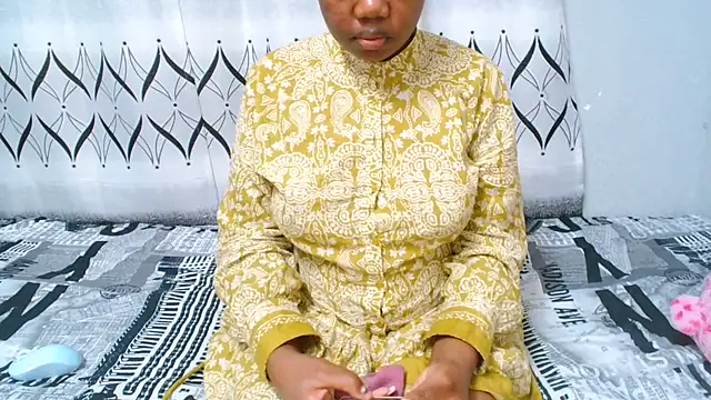 AlliBabe online show from June 4, 6:25 pm