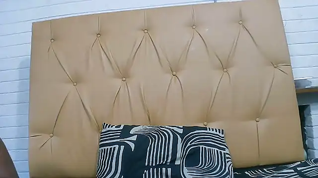 Ladyxx21 online show from February 19, 4:52 am