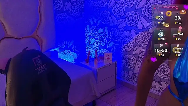 Snapshot of Sashaa_tay chatting on February 15, 12:03 pm Sashaa tay online show from February 15, 12:03 pm