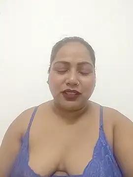 Indian AngelPriyanka123 online show from June 16, 7:16 pm