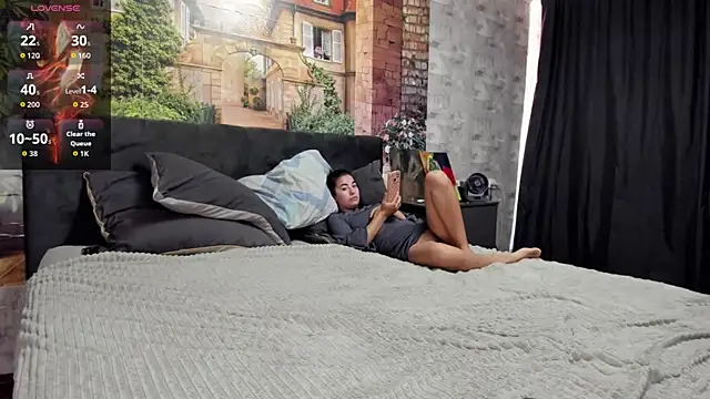 Snapshot of _littleangie_ chatting on July 15, 2:06 am littleangie online show from July 15, 2:06 am