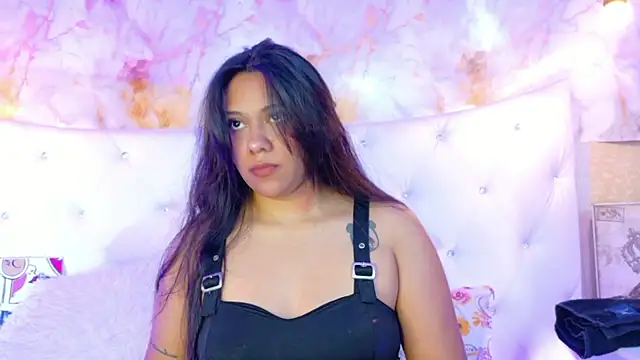 SasshaSpicy online show from April 24, 11:45 am