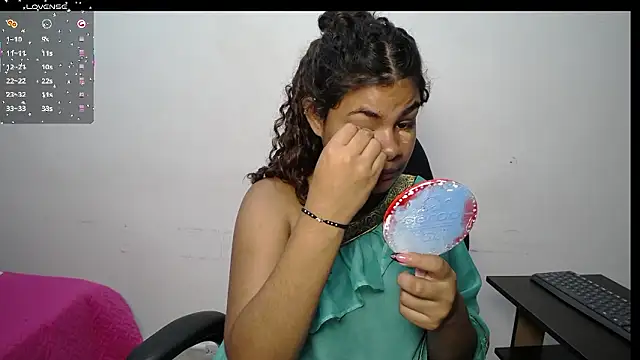 yaazhinii online show from March 3, 11:49 am