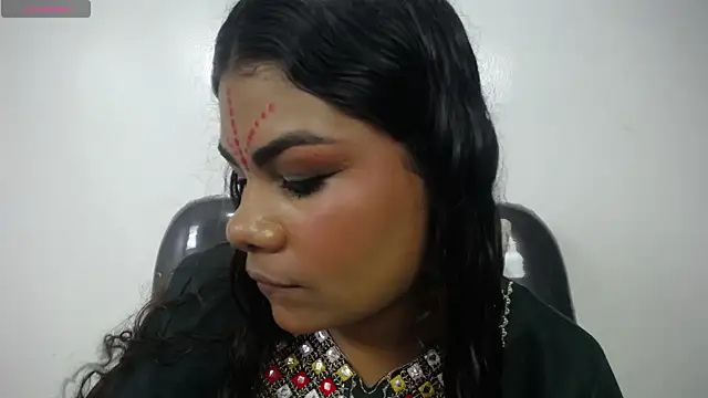 Snapshot of yaazhinii chatting on May 23, 12:09 pm yaazhinii online show from May 23, 12:09 pm