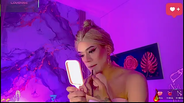Snapshot of Aranza_Dollts chatting on June 2, 7:27 pm Aranza Dollts online show from June 2, 7:27 pm