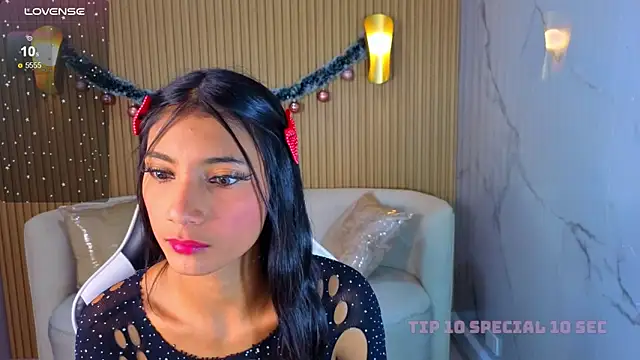 Perla Moon Tx online show from February 9, 4:22 pm