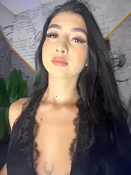 Snapshot of BadLilAngelXXX chatting on June 19, 1:15 pm BadLilAngelXXX online show from June 19, 1:15 pm