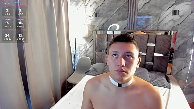 Snapshot of Manson_and_Zoe chatting on February 27, 11:32 am Manson and Zoe online show from February 27, 11:32 am