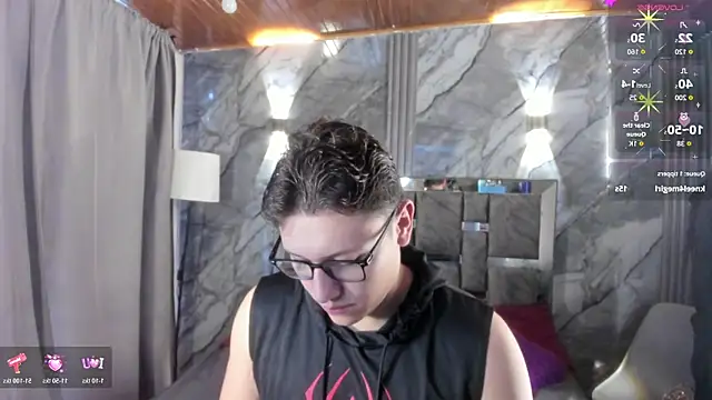 Manson and Zoe online show from June 8, 11:32 am