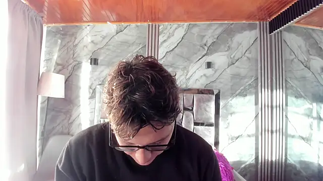 Manson and Zoe online show from July 6, 11:40 am