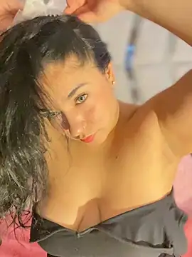 Grecia Valmont online show from March 12, 8:15 pm