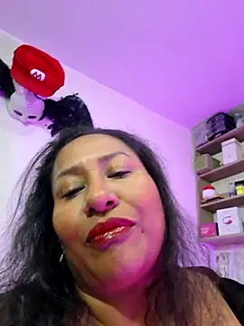 Nyomi browm online show from February 14, 4:42 am