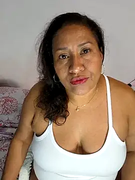 Nyomi browm online show from May 13, 1:58 am