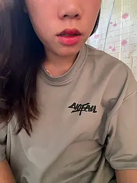 DoliceGirl2k online show from June 25, 12:32 am