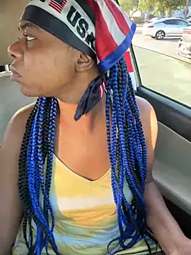 Snapshot of Ebony_Queeen chatting on June 18, 11:36 am Ebony Queeen online show from June 18, 11:36 am