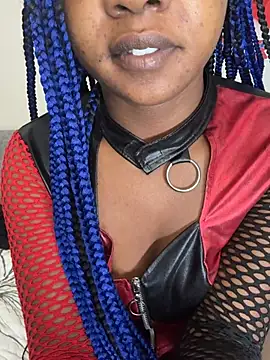 Snapshot of Ebony_Queeen chatting on July 8, 4:50 am Ebony Queeen online show from July 8, 4:50 am