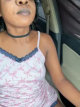 Snapshot of Ebony_Queeen chatting on July 28, 2:24 pm Ebony Queeen online show from July 28, 2:24 pm