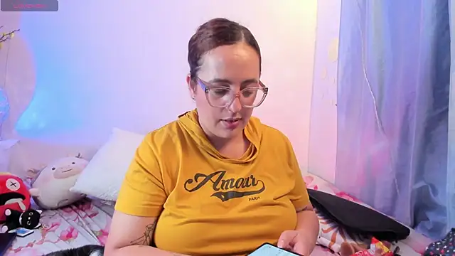 Snapshot of Stacy_millerr1 chatting on July 28, 2:13 pm Stacy millerr1 online show from July 28, 2:13 pm