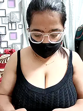 GangbangCouple online show from March 10, 5:18 pm