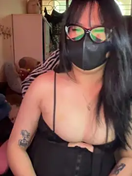 HaleyKin online show from March 17, 1:21 am