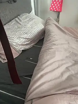 browncutie7 online show from February 25, 8:13 am