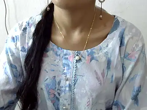 Snapshot of Mehaak_ chatting on April 3, 7:28 am Mehaak online show from April 3, 7:28 am