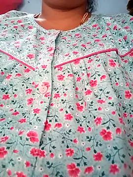 Snapshot of kannadagirlramya chatting on July 12, 11:23 am kannadagirlramya online show from July 12, 11:23 am