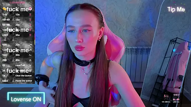 Snapshot of _Kiki_angel_ chatting on March 7, 1:35 am Kiki angel online show from March 7, 1:35 am