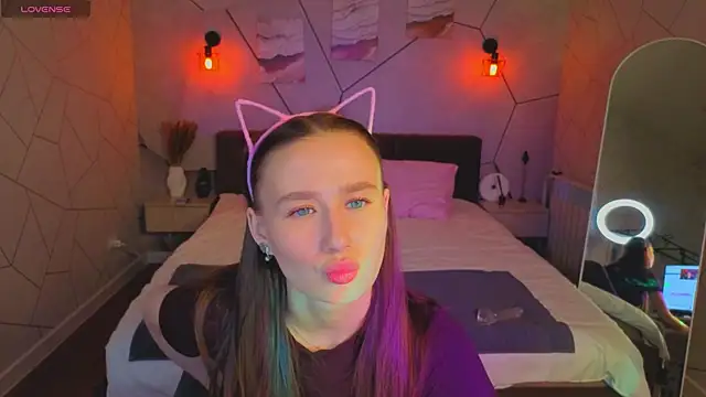 Snapshot of _Kiki_angel_ chatting on March 20, 9:47 am Kiki angel online show from March 20, 9:47 am